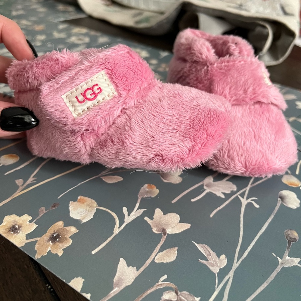 baby ugg slippers